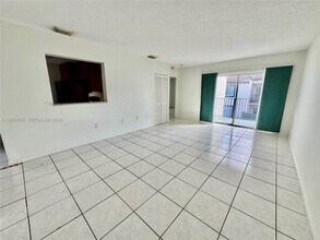 12514 NW 11th Trail in Miami, FL - Building Photo - Building Photo