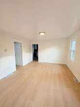 6210 Pear Ave in Cleveland, OH - Building Photo - Building Photo