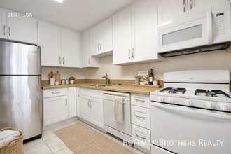 1220 N Harper Ave in West Hollywood, CA - Building Photo - Building Photo