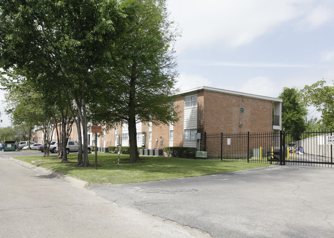 Palm Bluff Apartments in Pasadena, TX - Foto de edificio - Building Photo