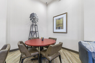 Compass Pointe in Midland, TX - Building Photo - Building Photo