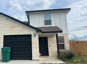 806 White Meadow Ln in Harker Heights, TX - Building Photo