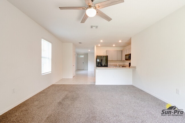 507 Armoyan Wy in New Smyrna Beach, FL - Building Photo - Building Photo