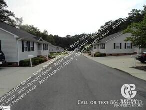 32 Paris Creek Ct in Greenville, SC - Building Photo - Building Photo
