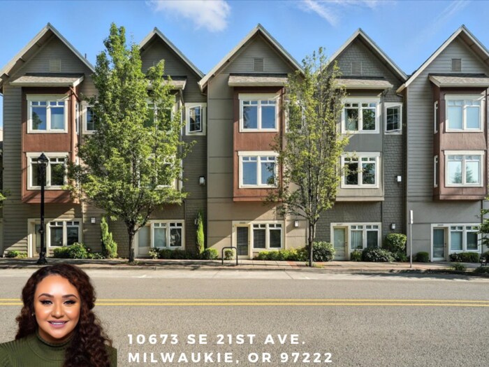 10673 SE 21st Ave in Milwaukie, OR - Building Photo