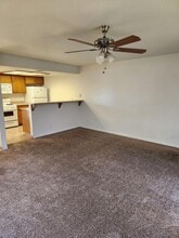2351 Ferry St in Anderson, CA - Building Photo - Building Photo