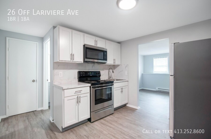 26 Off Lariviere Ave in Palmer, MA - Foto de edificio