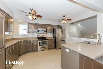 407 Kimberly Dr in Belton, MO - Building Photo - Building Photo