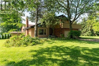 1710 Concession 2 Rd W in Hamilton, ON - Building Photo - Building Photo
