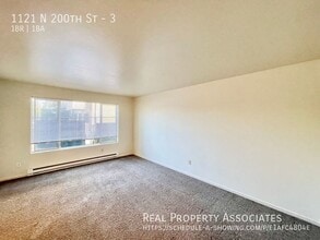 1121 N 200th St-Unit -3 in Shoreline, WA - Building Photo - Building Photo