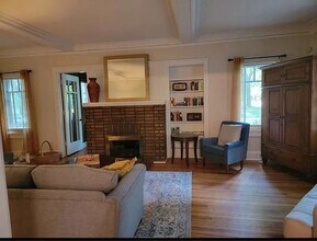 708 S Busey Ave in Urbana, IL - Building Photo - Building Photo