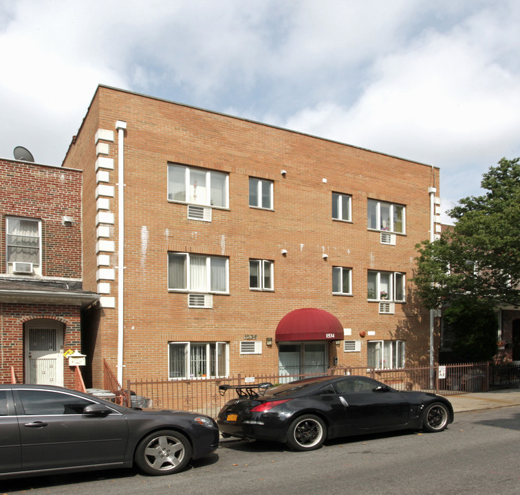 1534 W 7th St in Brooklyn, NY - Building Photo