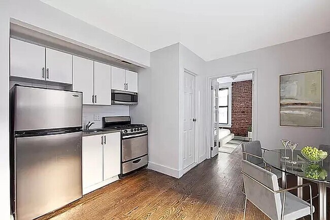 13 Essex St in New York, NY - Building Photo - Building Photo