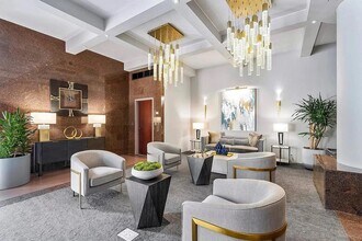 200 W Harbor Dr in San Diego, CA - Building Photo - Building Photo