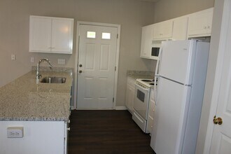 1407 E 14th St-Unit -1 in Lynn Haven, FL - Building Photo - Building Photo