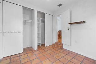 4531 Sheridan Ave in Miami Beach, FL - Building Photo - Building Photo