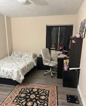 1800 Jefferson Park Ave, Unit 11 in Charlottesville, VA - Building Photo - Building Photo