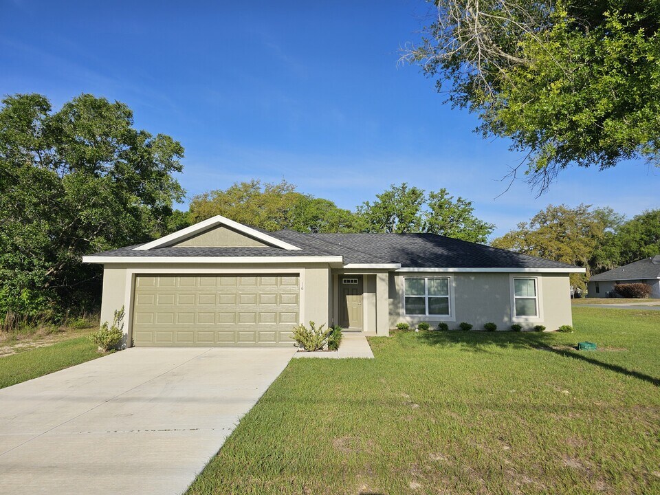 16 Larch Course Terrace in Ocala, FL - Building Photo