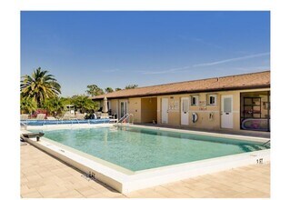 25275 Rampart Blvd, Unit 1705 in Punta Gorda, FL - Building Photo - Building Photo