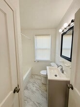 802 Wicklow Rd in Baltimore, MD - Building Photo - Building Photo