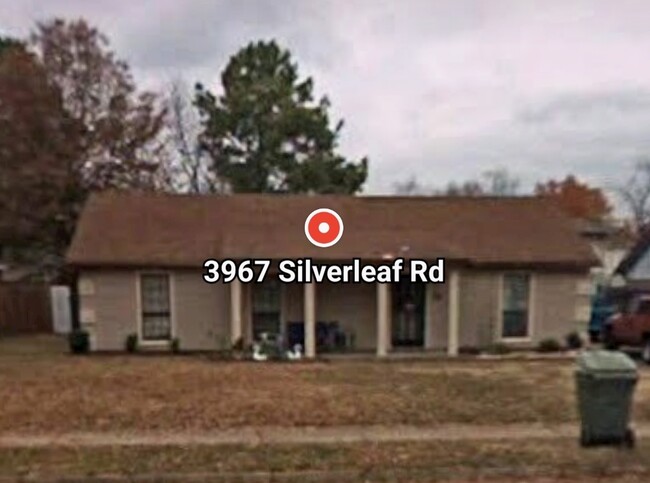 property at 3967 Silverleaf Rd