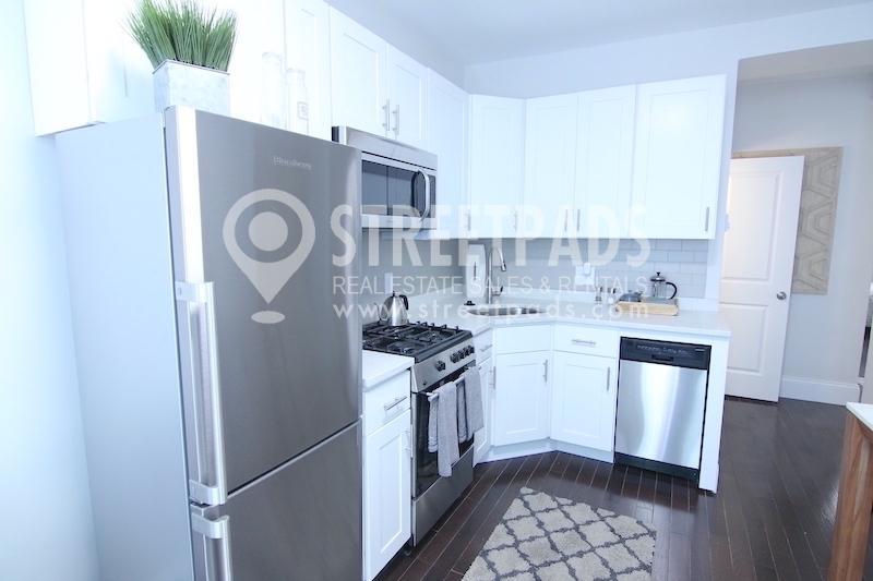 48 Clearway St in Boston, MA - Building Photo