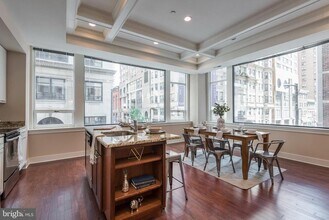 1501 Locust St in Philadelphia, PA - Building Photo - Building Photo