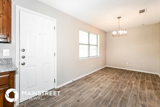 1028 Eastridge Cir in Red Oak, TX - Building Photo - Building Photo