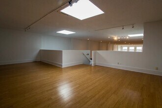 9421 Joseph Campau St, Unit 9421-2 in Hamtramck, MI - Building Photo - Building Photo