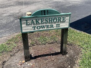 121 Country Club Dr, Unit 302 in Lake Placid, FL - Building Photo - Building Photo