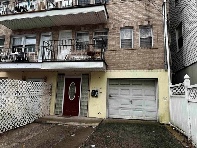 property at 20 DALE Ave