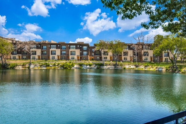 Midway Urban Village in Farmers Branch, TX - Building Photo - Building Photo