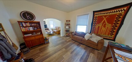 1031 Pierre St in Manhattan, KS - Foto de edificio - Building Photo