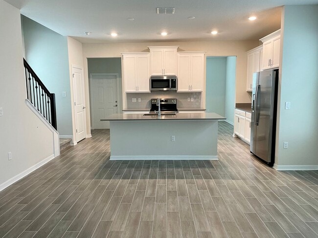 1387 Waverunner Ln in Winter Garden, FL - Building Photo - Building Photo