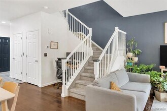 571 S Mobile Pl in Aurora, CO - Building Photo - Building Photo