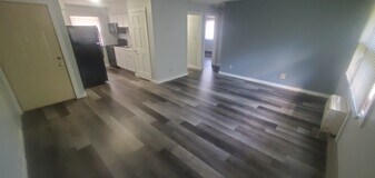 1122 7th St S, Unit 3