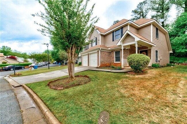 5527 Bridge Pointe Dr in Alpharetta, GA - Building Photo - Building Photo