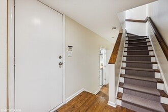 1751 W Julian St in Chicago, IL - Building Photo - Building Photo