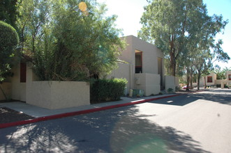 Citrus View Apartments in Mesa, AZ - Building Photo - Building Photo