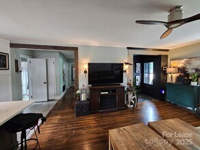 4820 Gilmore Dr in Charlotte, NC - Building Photo - Building Photo