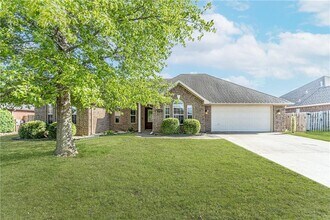 4105 SW Slate Ln in Bentonville, AR - Building Photo - Building Photo