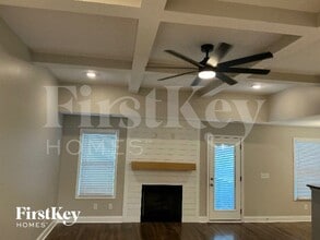 1753 Rains Rd in Clarksville, TN - Building Photo - Building Photo