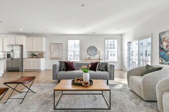 8010 Wistar Glen Dr in Henrico, VA - Building Photo - Building Photo