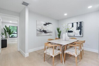 259 Lombardy Ave in Lauderdale-by-the-Sea, FL - Building Photo - Building Photo
