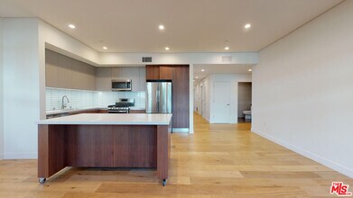 938 Orange Grove Ave in Los Angeles, CA - Building Photo - Building Photo