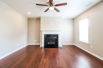 232 Pamlico Dr in Clayton, NC - Building Photo - Building Photo