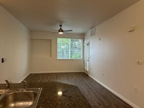 2672 S Cathay Way, Unit 103 in Aurora, CO - Building Photo - Building Photo