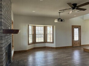 307 Co Rd 4790 in Boyd, TX - Building Photo - Building Photo