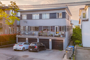 2358 Cornwall Ave in Vancouver, BC - Building Photo - Building Photo