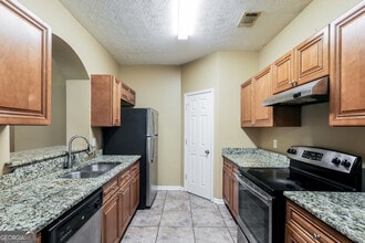 1050 Trotters Farm Rd in Fairburn, GA - Building Photo - Building Photo